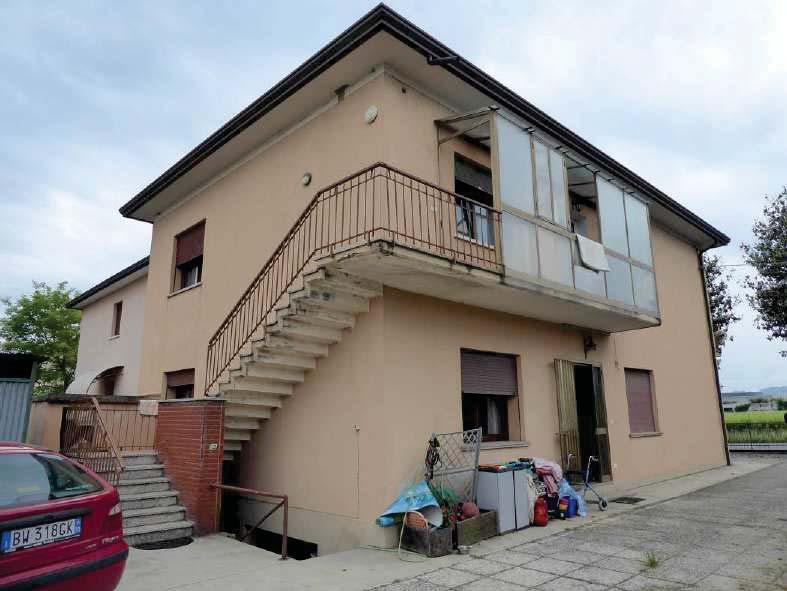 immobile appartamento all'asta in Viale Menarè, 71 - 31029 Vittorio Veneto (TV) - 3