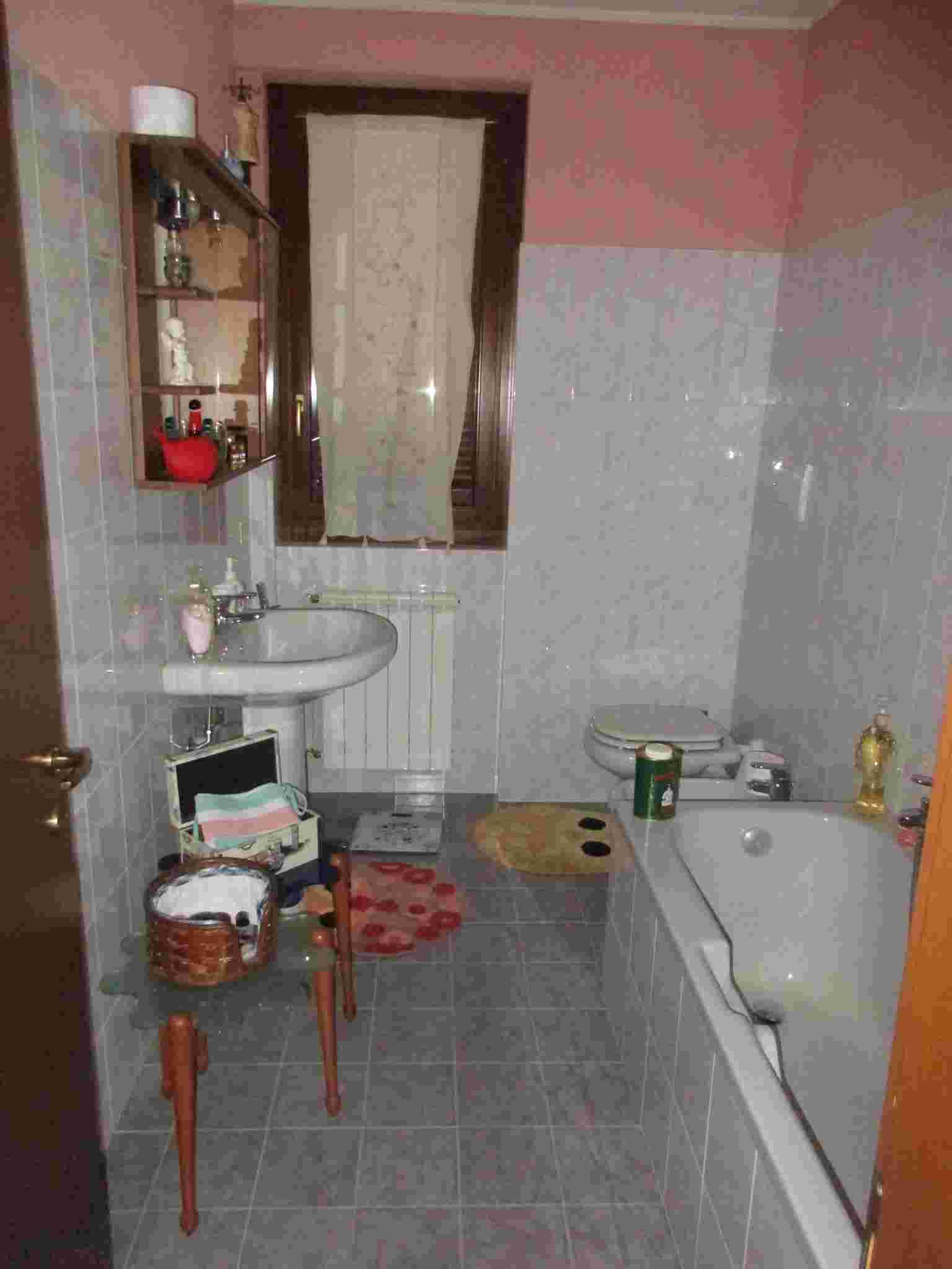 immobile appartamento all'asta in Via Giosuè Carducci, 55A, Pontida BG - 24030 Pontida (BG) - 2