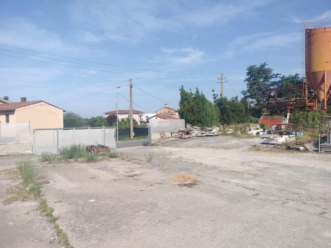 immobile magazzino all'asta in Via Torraccia - 55045 Pietrasanta (LU) - 5