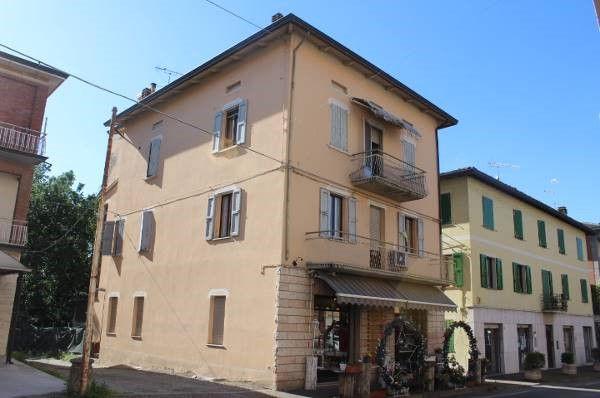 immobile appartamento all'asta in Via Val d Enza Nord 23 - 42026 Canossa (RE) - 2