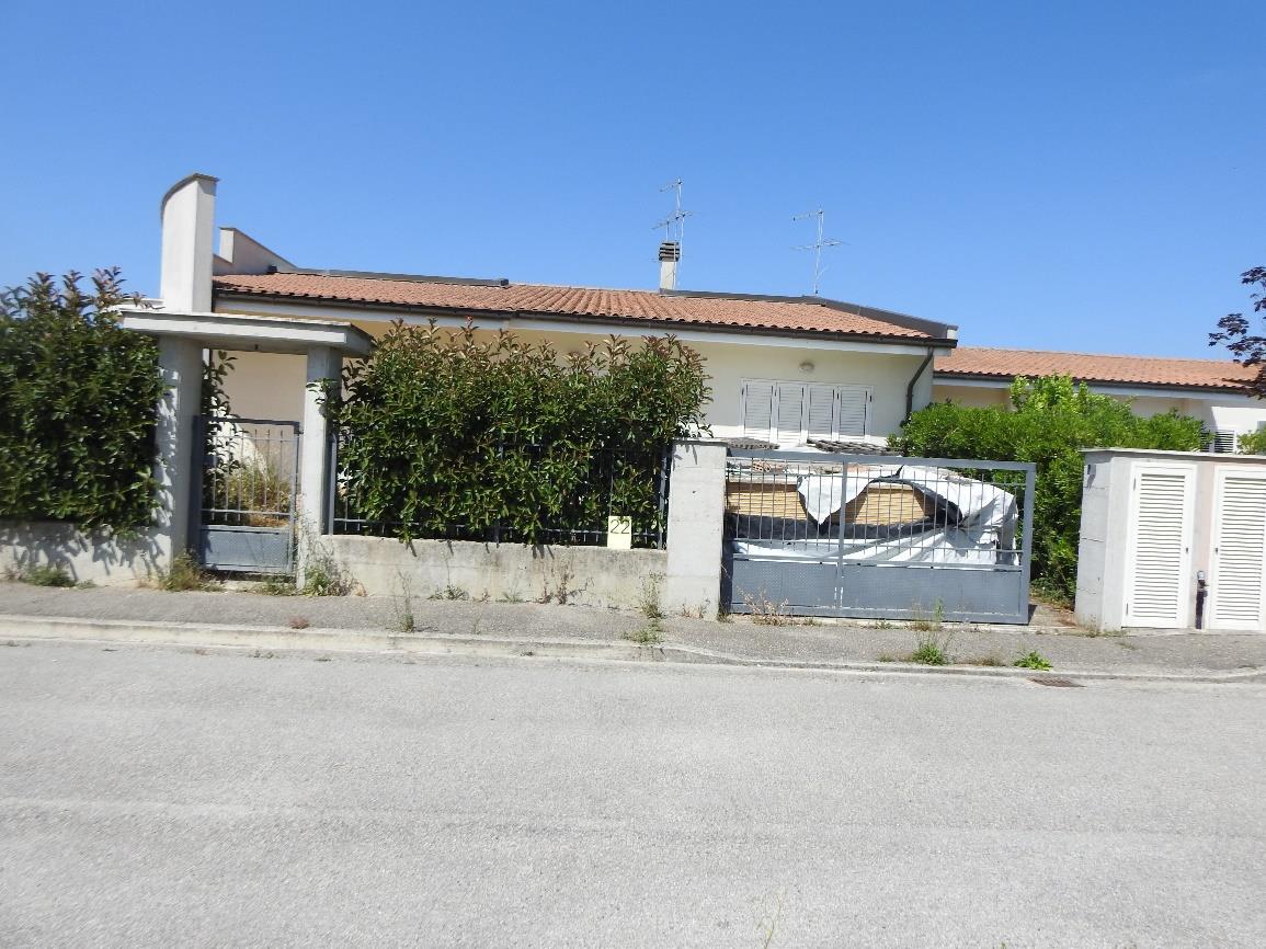 immobile villa all'asta in Via Domenico Ricci - 62019 Recanati (MC) - 1