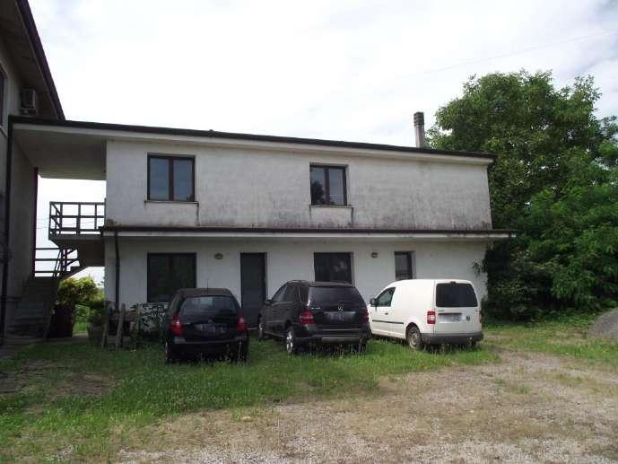 immobile villa all'asta in Via Sordello, 5, 46030 Mottella MN, Italia - 46030 San Giorgio Bigarello (MN) - 1