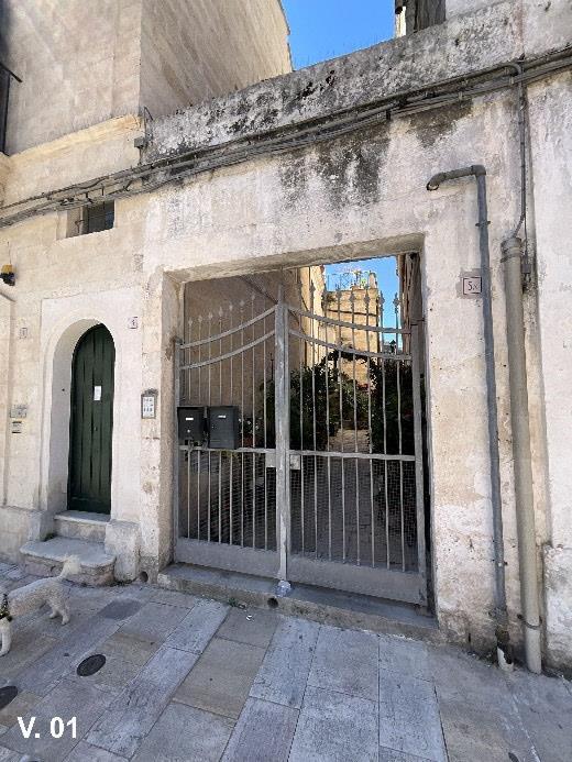 immobile appartamento all'asta in Via Municipio 5/A - ovvero Via Arco Formosi 1 - 72021 Francavilla Fontana (BR) - 1