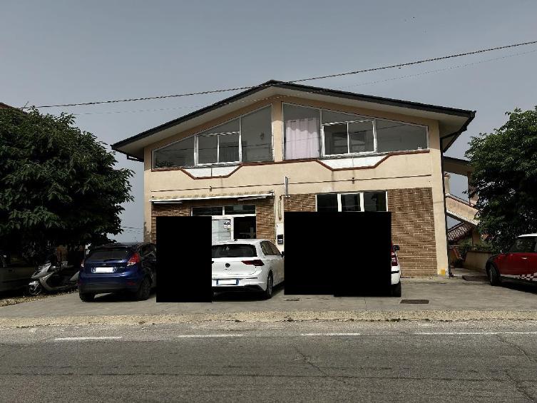immobile magazzino all'asta in Via San Rocco 132 - 66010 Giuliano Teatino (CH) - 1