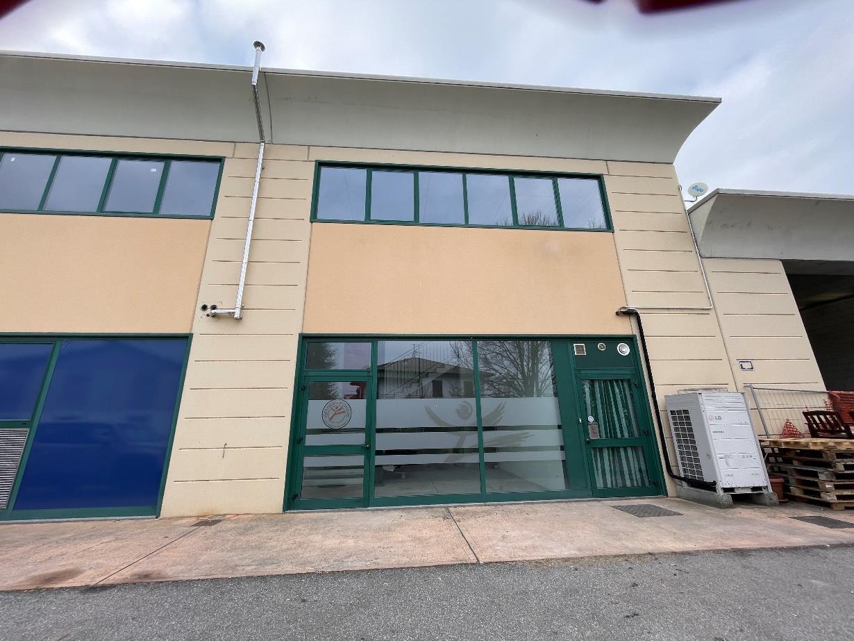 immobile magazzino all'asta in Via Emilia snc - 27050 Torricella Verzate (PV) - 3