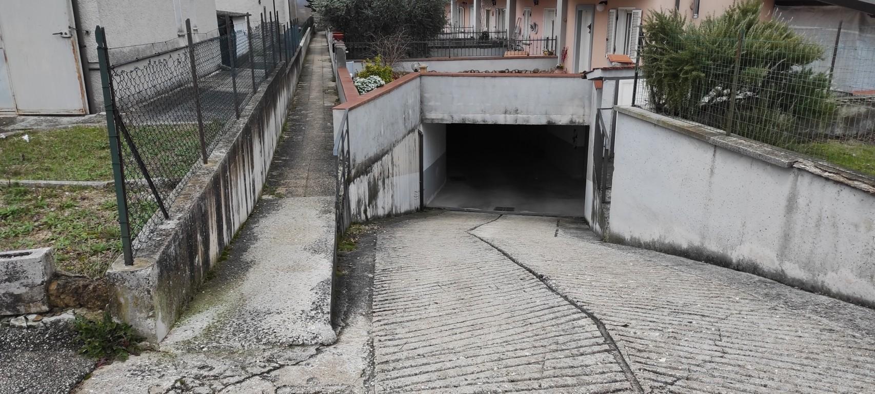 immobile appartamento all'asta in Via Monte Conero n 10 - 06023 Gualdo Tadino (PG) - 5