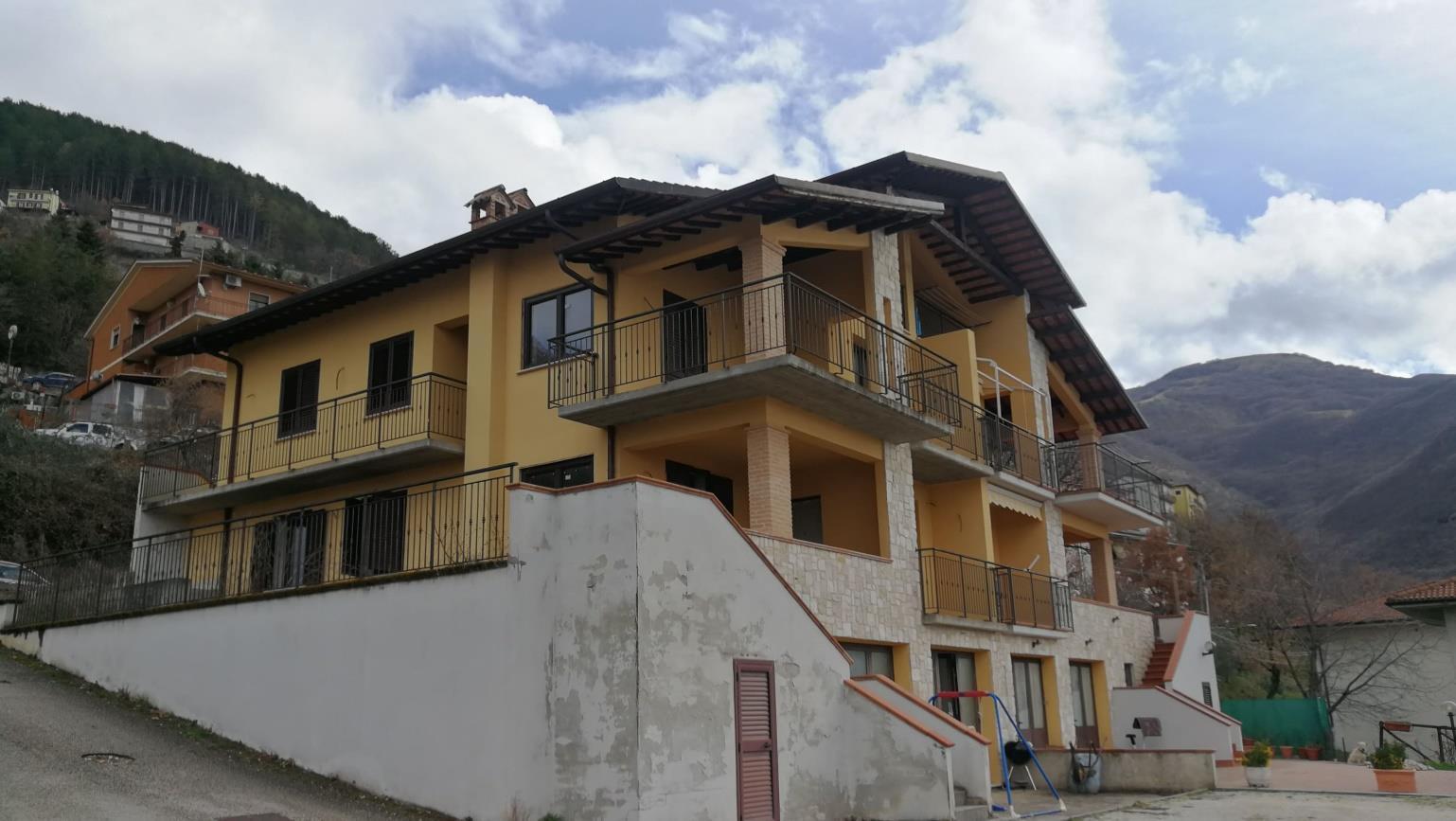 immobile attivita commerciale all'asta in Via Francescana snc - 02018 Poggio Bustone (RI) - 4