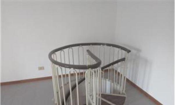 immobile attivita commerciale all'asta in Via Gaetano Lapis 52 - 61043 Cagli (PU) - 2