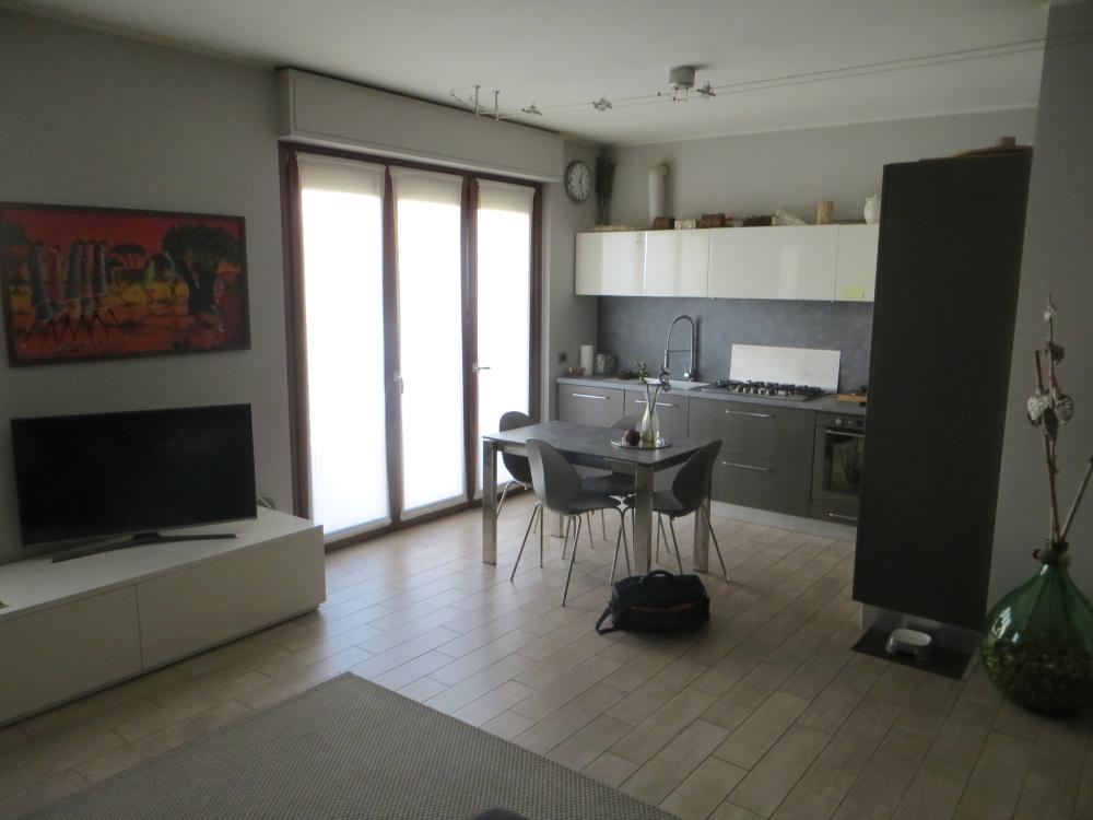 immobile appartamento all'asta in Via Solferino, 11, 20832 Desio MB, Italia Desio, Monza e della Brianza - 1