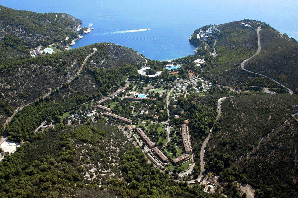 immobile villa all'asta in Località Pugnochiuso, snc - 71019 Vieste (FG) - 3