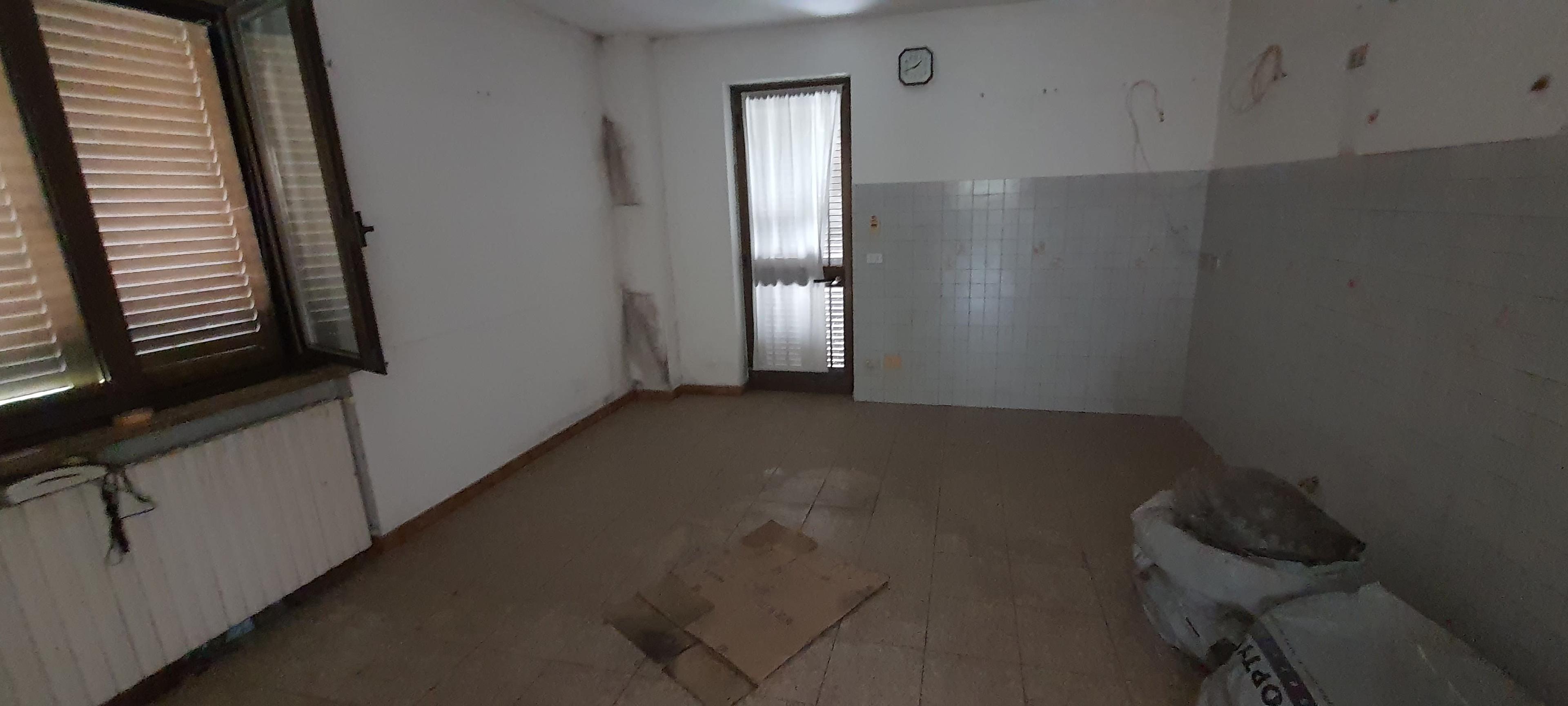 immobile palazzo all'asta in Via Giovanni Amendola 61 - 13836 Cossato (BI) - 3