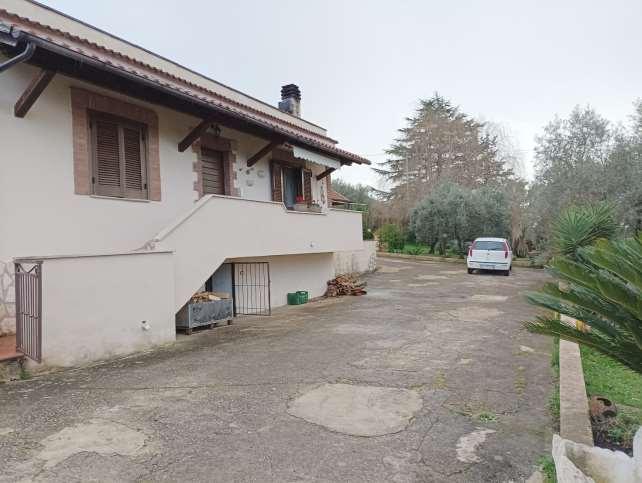 immobile appartamento all'asta in Via Carpinetana, n42 Km 36500, Maenza LT, Italia - 04010 Maenza (LT) - 1