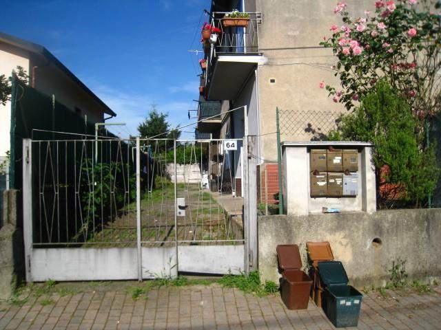 immobile appartamento all'asta in Via Cesare Battisti, 64, 21040 Venegono Superiore VA, Italia Venegono Superiore, Varese - 3