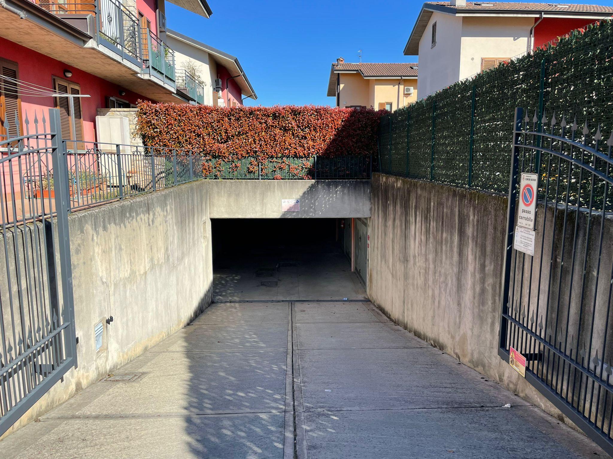 immobile garage all'asta in Via S Zeno, 24040 Comun Nuovo BG, Italia Comun Nuovo, Bergamo - 3