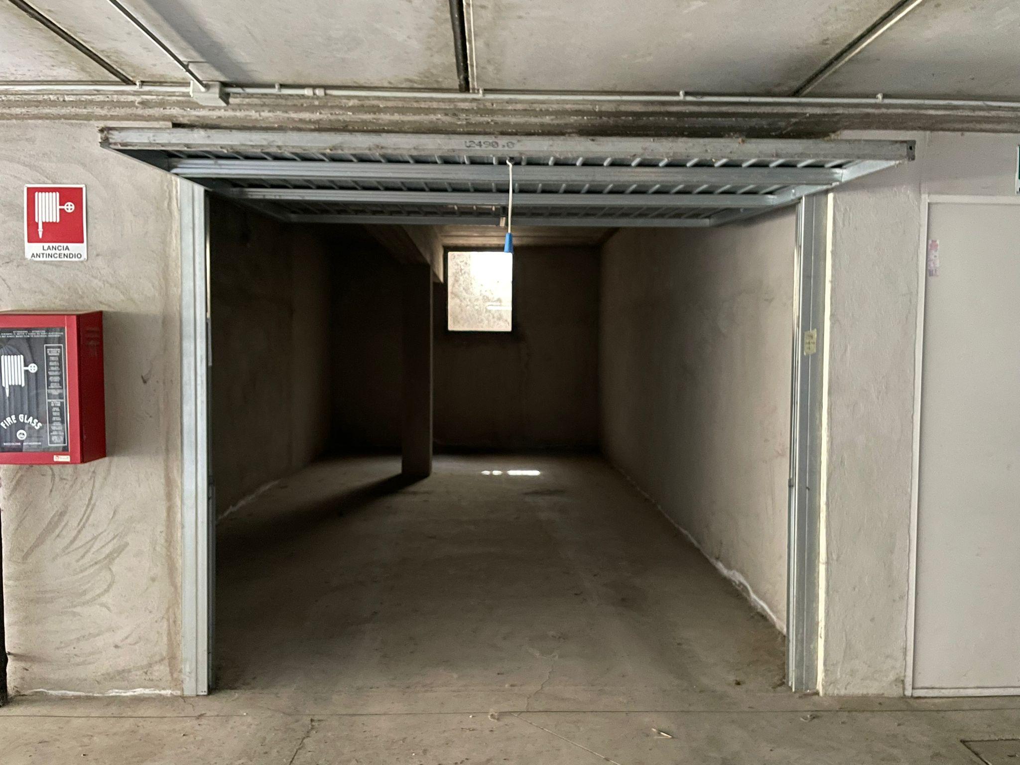 immobile garage all'asta in Via S Zeno, 24040 Comun Nuovo BG, Italia Comun Nuovo, Bergamo - 4