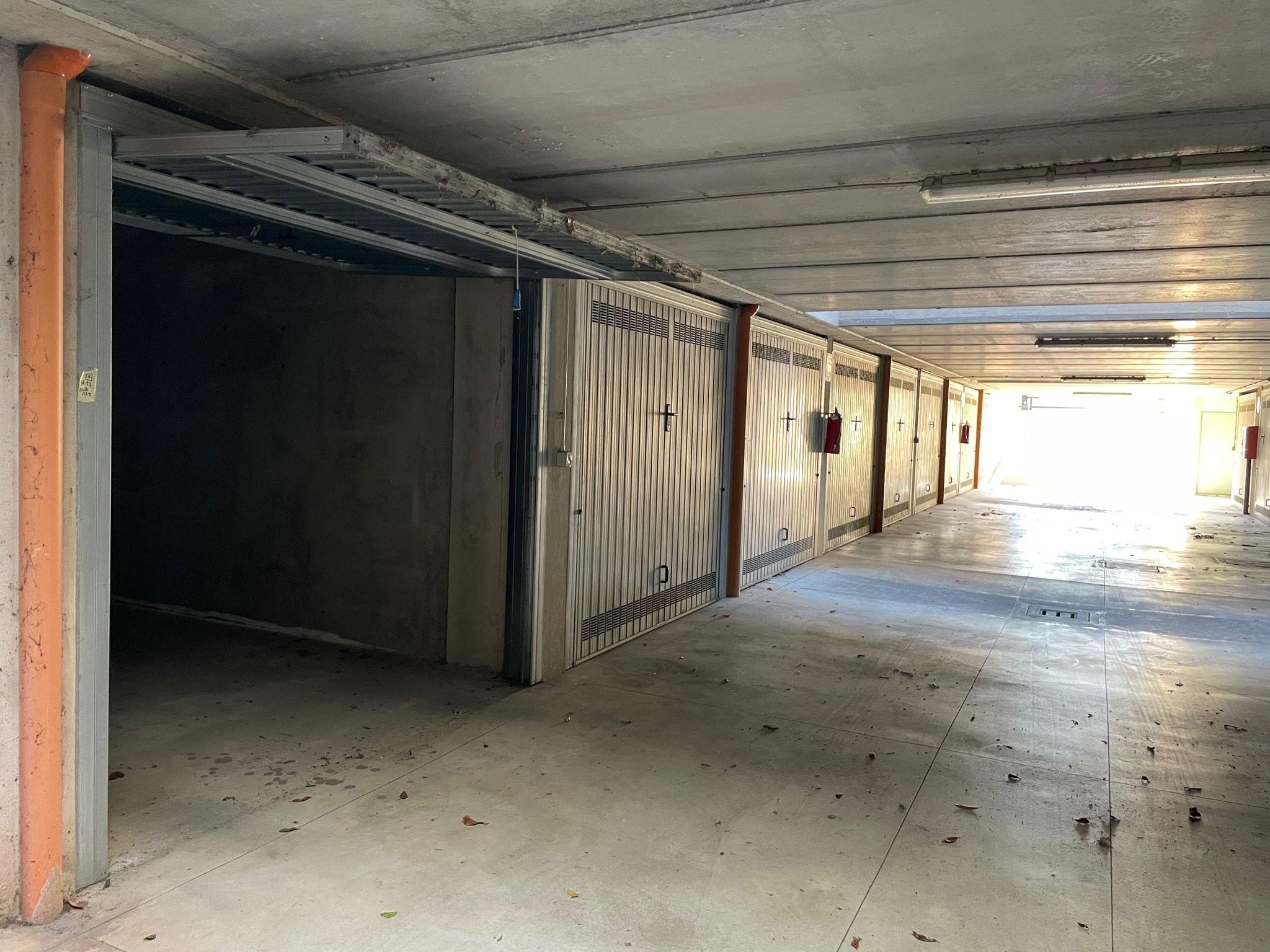immobile garage all'asta in Via S Zeno, 24040 Comun Nuovo BG, Italia Comun Nuovo, Bergamo - 1