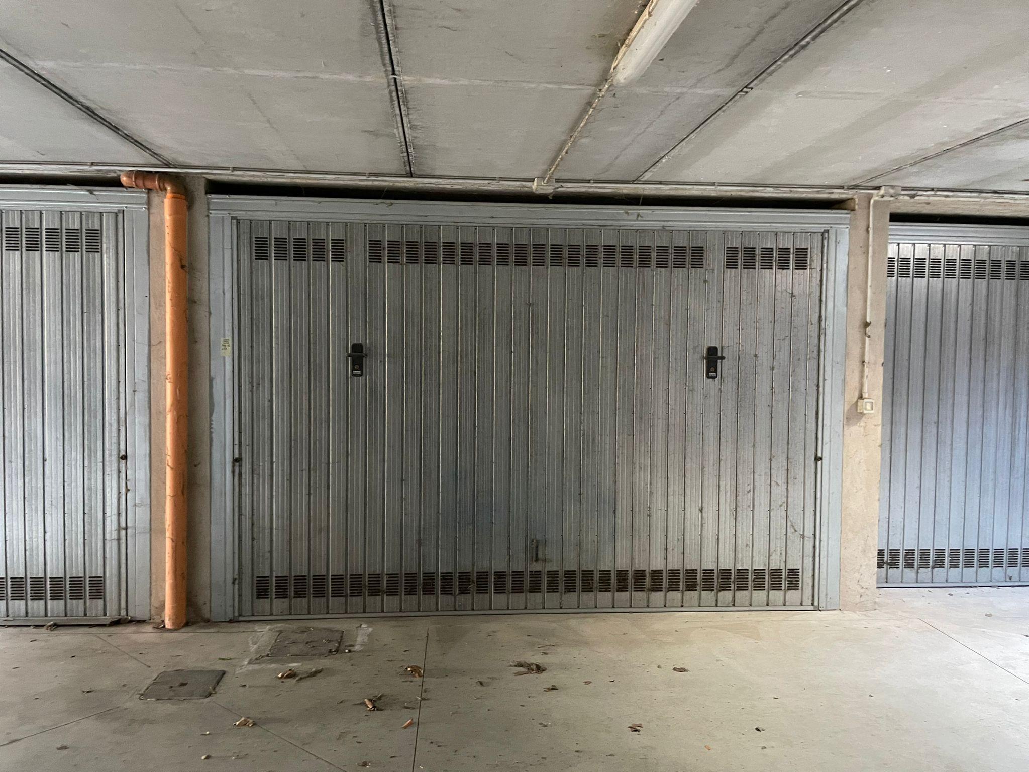 immobile garage all'asta in Via S Zeno, 24040 Comun Nuovo BG, Italia Comun Nuovo, Bergamo - 1