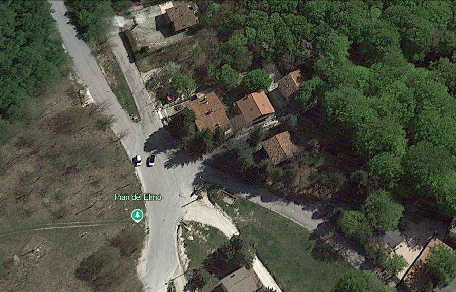 immobile appartamento all'asta in LOC PIAN DELL'ELMO VIA DELLA FAGGETA 25-27 - 62021 Apiro (MC) - 1