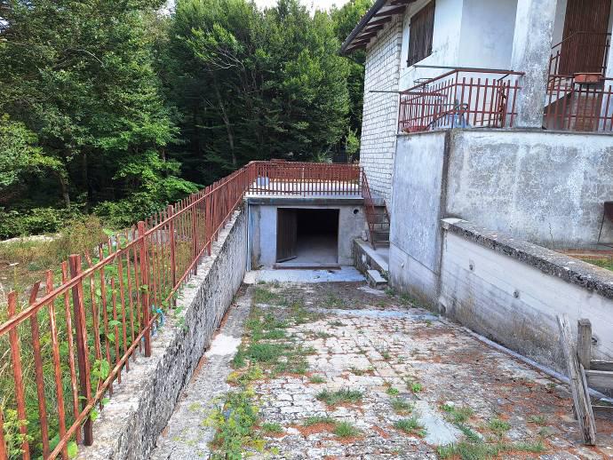 immobile appartamento all'asta in LOC PIAN DELL'ELMO VIA DELLA FAGGETA 25-27 - 62021 Apiro (MC) - 5