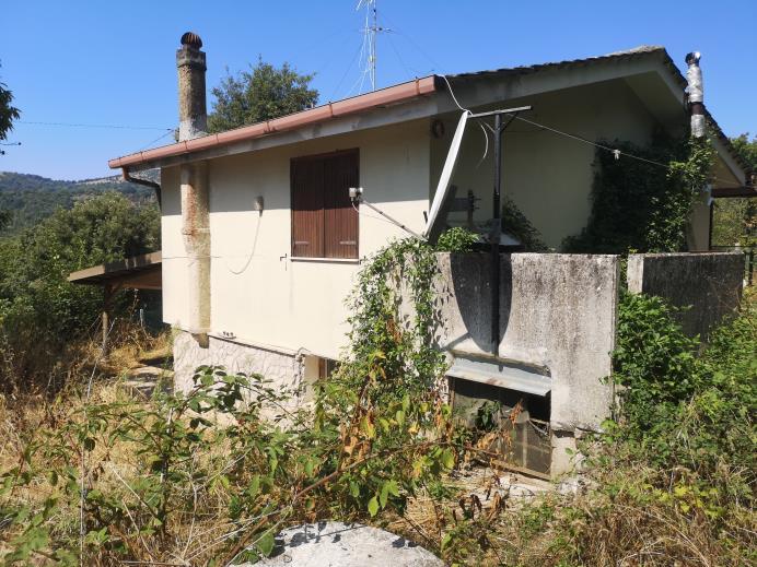 immobile villa all'asta in Via delle Rose, 5, 04010 Bassiano LT, Italia Bassiano, Latina - 3