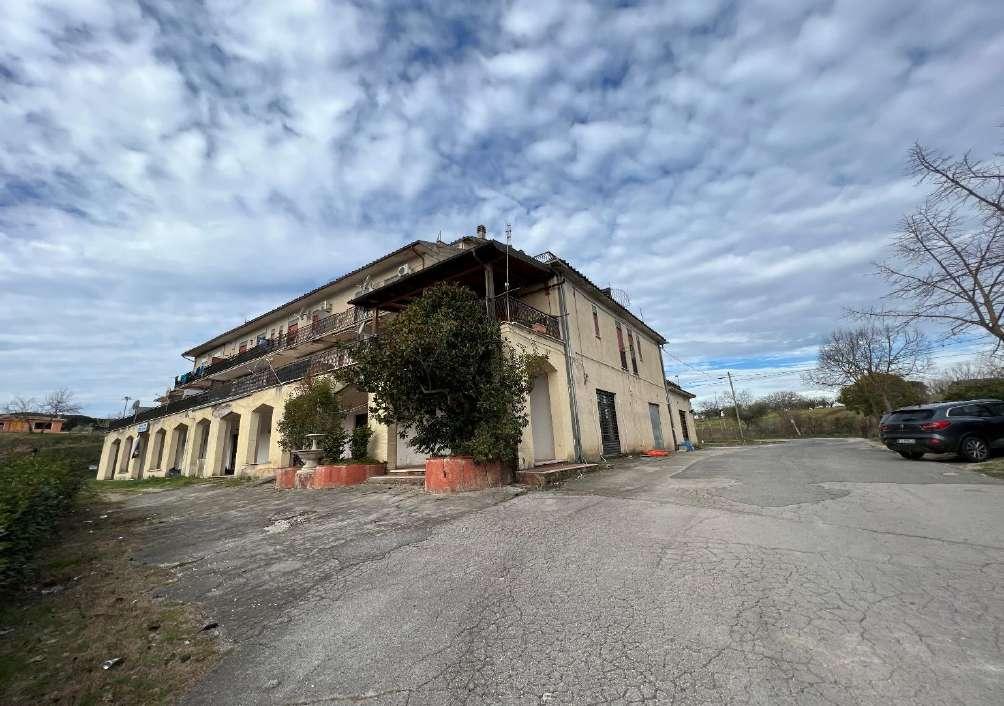 immobile negozio all'asta in LOCALITA' SCALETTE N 6 - 02038 Scandriglia (RI) - 3