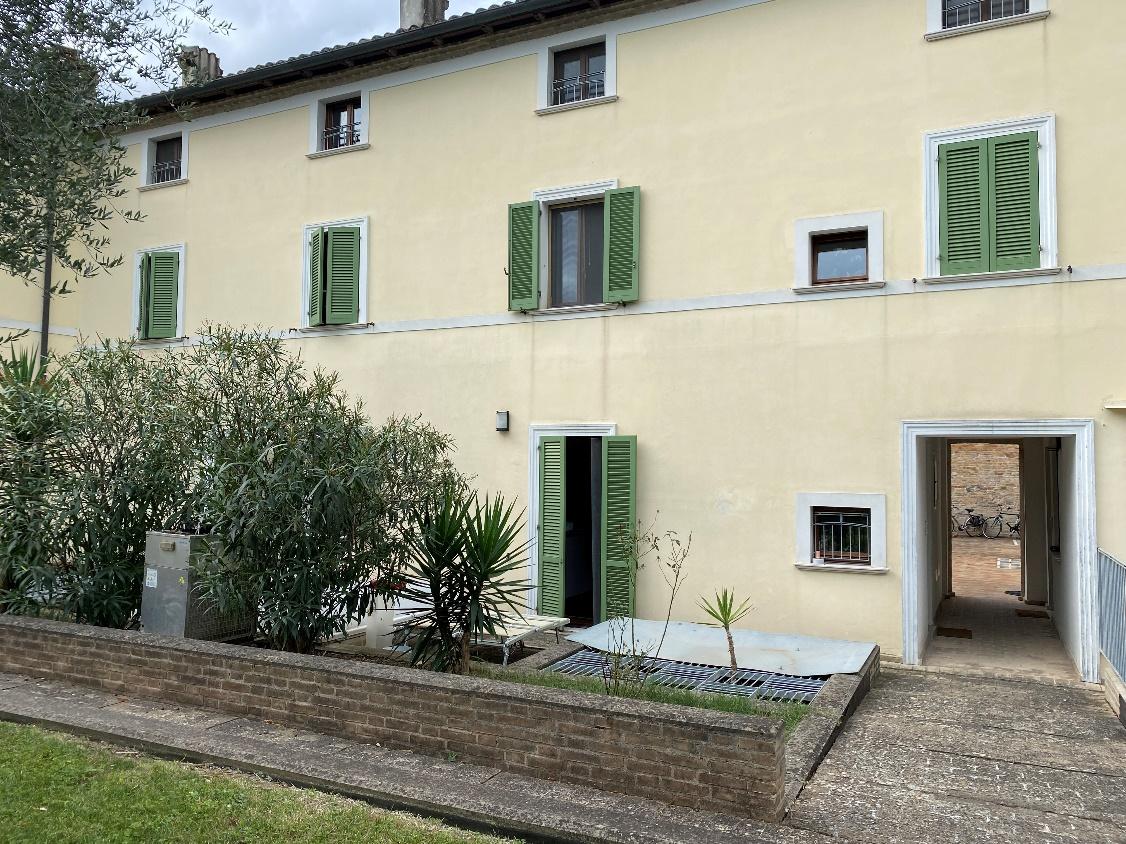 immobile ufficio all'asta in Via Piave 19 - 61032 Fano (PU) - 2