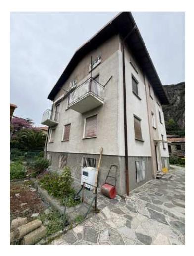 immobile appartamento all'asta in Via Duca D'Aosta, 26, 23824 Dervio LC, Italia Dervio, Lecco - 1