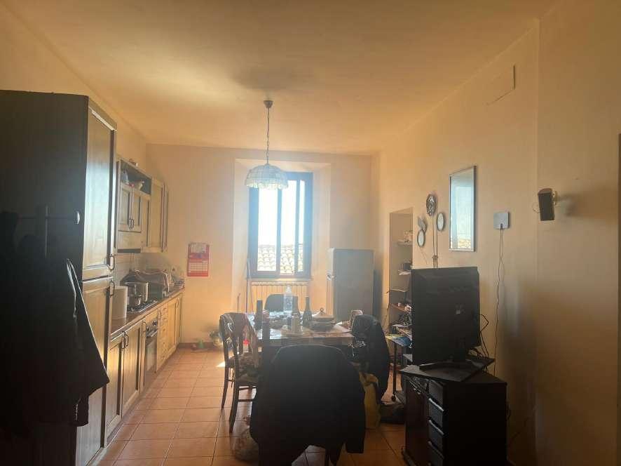 immobile appartamento all'asta in Via IV Novembre, 30, 62010 Montecosaro MC, Italia Montecosaro, Macerata - 1