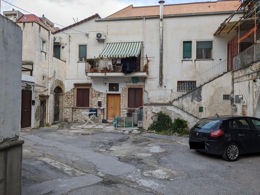 immobile appartamento all'asta in Via Filippo Dentice d'Accadia 29 - 84014 Nocera Inferiore (SA) - 3