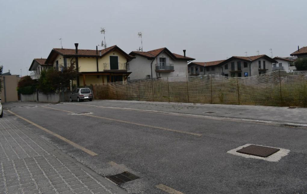 immobile terreno all'asta in Paese TV, Italia Paese, Treviso - 2