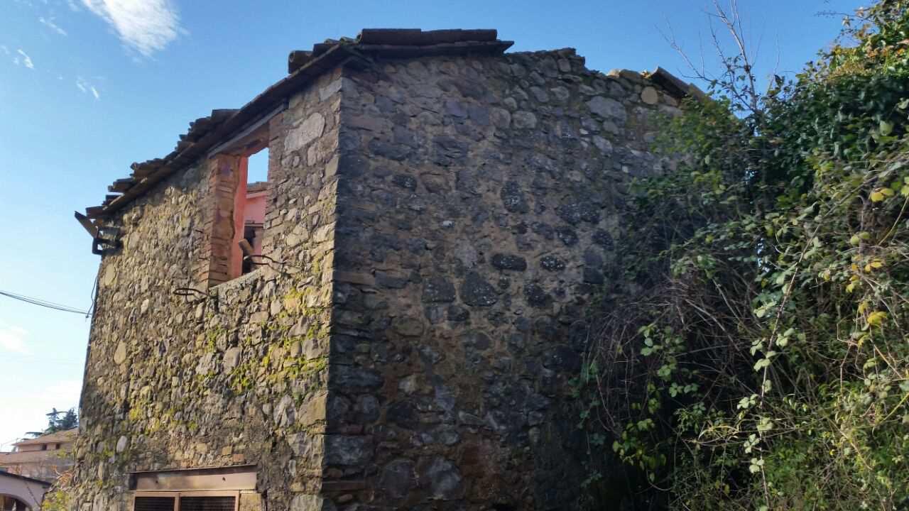 immobile casa singola all'asta in Località Pietrara n 3 - Ficulle (TR) - 2