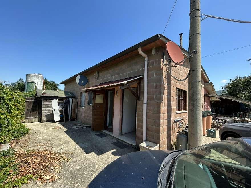 immobile attivita commerciale all'asta in Loc Antria - 52100 Arezzo (AR) - 1