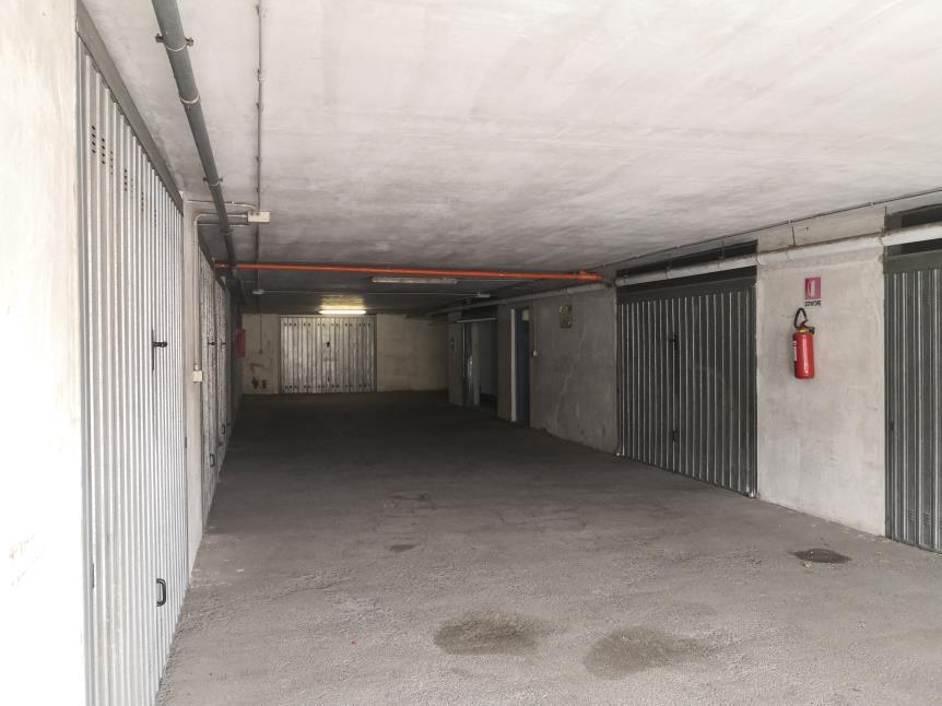 immobile garage all'asta in Via Giosuè Carducci  2 - 84085 Mercato San Severino (SA) - 3
