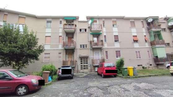 immobile appartamento all'asta in Via Alessandro Volta 85 - 21047 Saronno (VA) - 1