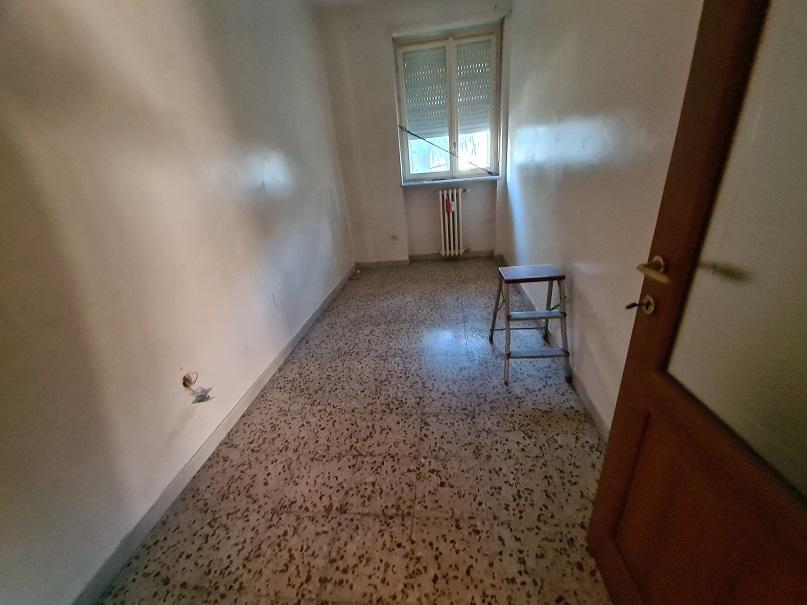 immobile appartamento all'asta in Piazza Neruda, 14 - 10093 Collegno (TO) - 5
