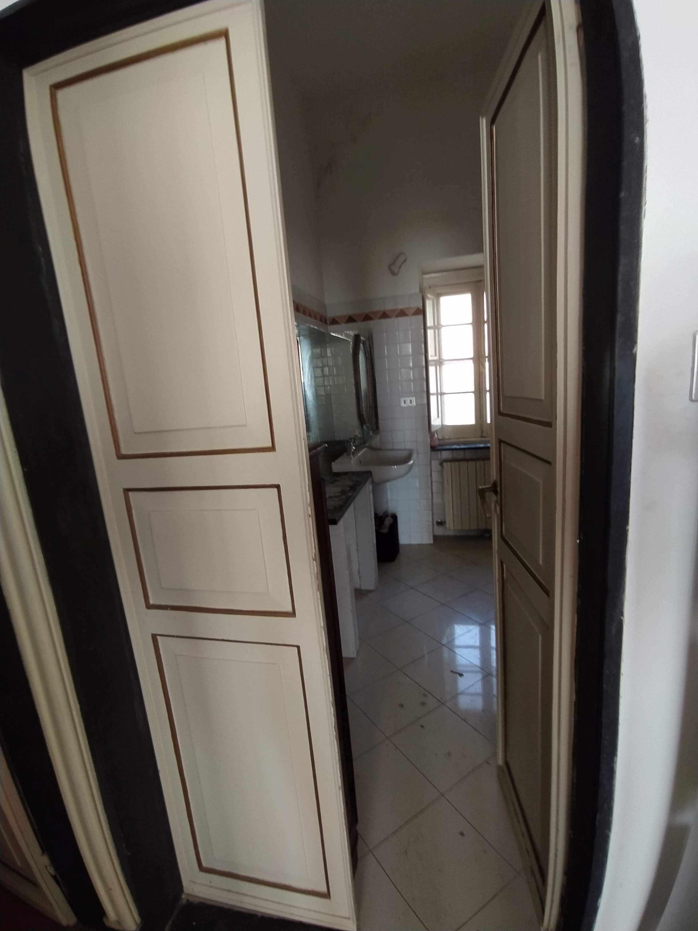 immobile appartamento all'asta in Via Aurelia, 11, 16032 Camogli GE, Italia Camogli, Genova - 1