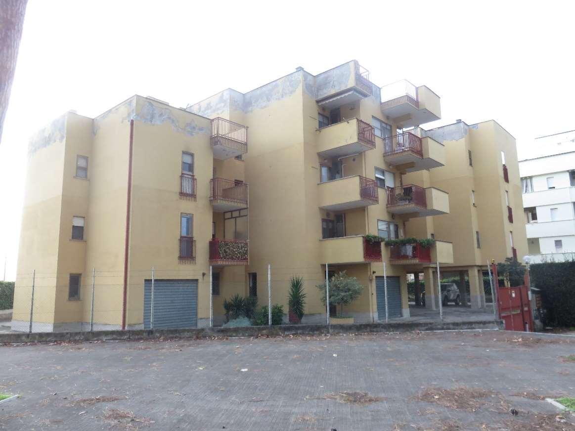 immobile appartamento all'asta in Vle della Stazione, 9 Latina Scalo LT, Italia - 04100 Latina (LT) - 2