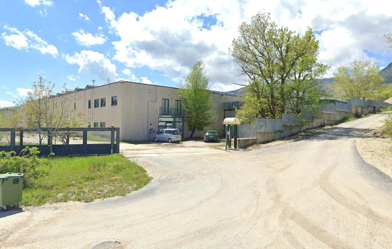 immobile attivita commerciale all'asta in Via Misticoni Ambrogio e Pancrazio, 64012 Zona Industriale Campovalano TE, Italia - 64012 Campli (TE) - 1