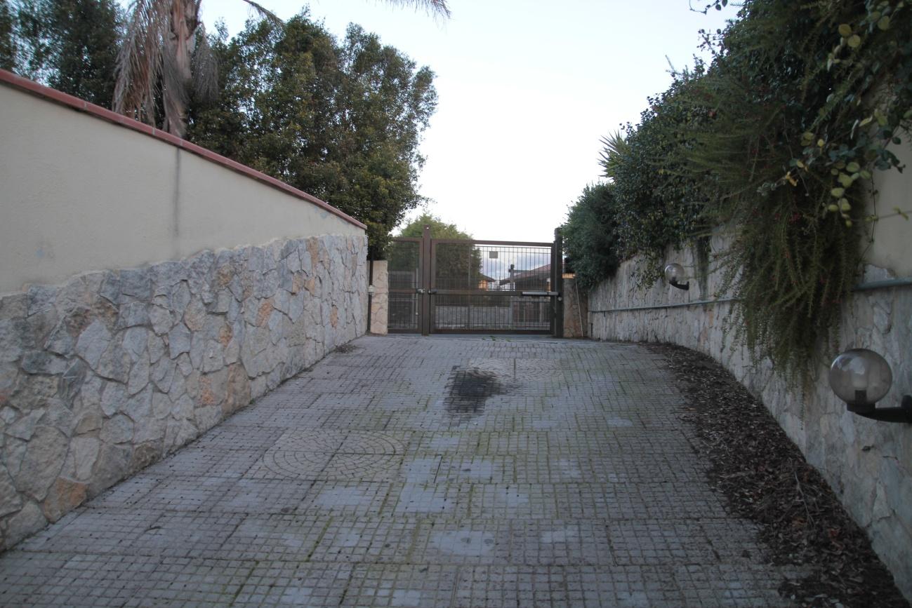 immobile villa all'asta in Via Rosario Livatino, 15, 95037 San Giovanni la Punta CT, Italia San Giovanni La Punta, Catania - 2