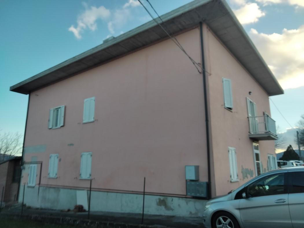immobile appartamento all'asta in Frazione Moscosi, snc - 62011 Cingoli (MC) - 5
