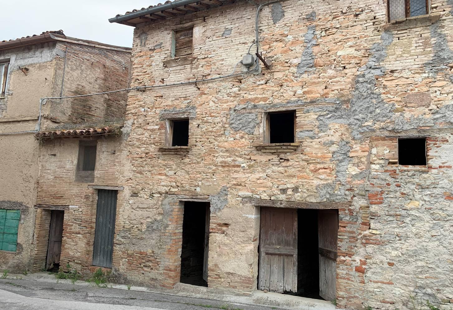 immobile appartamento all'asta in Vocabolo Piane 82 - 62024 Matelica (MC) - 2