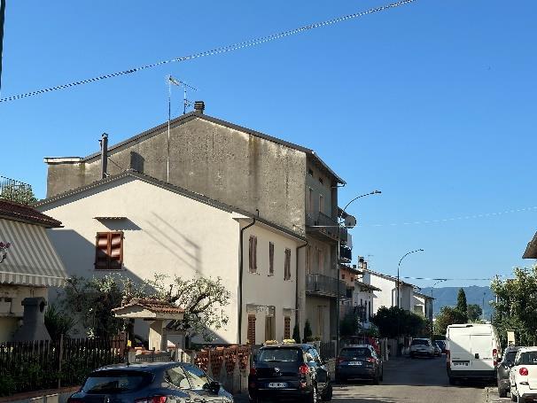 immobile appartamento all'asta in Via Enrico de Nicola, 29, 59013 Montemurlo PO, Italia Montemurlo, Prato - 3