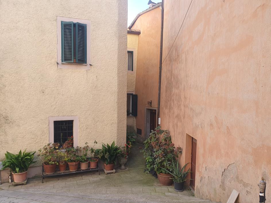 immobile appartamento all'asta in Via S Martino, 22, 58014 Manciano GR, Italia Manciano, Grosseto - 1