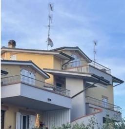 immobile appartamento all'asta in Via Monte San Vicino, 12 - Osimo (AN) - 1