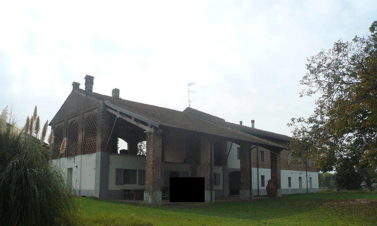 immobile appartamento all'asta in Via MEZZANONE SNC - 26842 Caselle Landi (LO) - 1