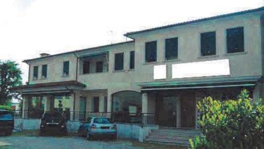 immobile attivita commerciale all'asta in Via Santa Teresa 2 - 36060 Schiavon (VI) - 1