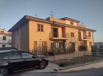 immobile appartamento all'asta in Contrada Crocedivia, 27, 63833 Montegiorgio FM, Italia Montegiorgio, Fermo - 2