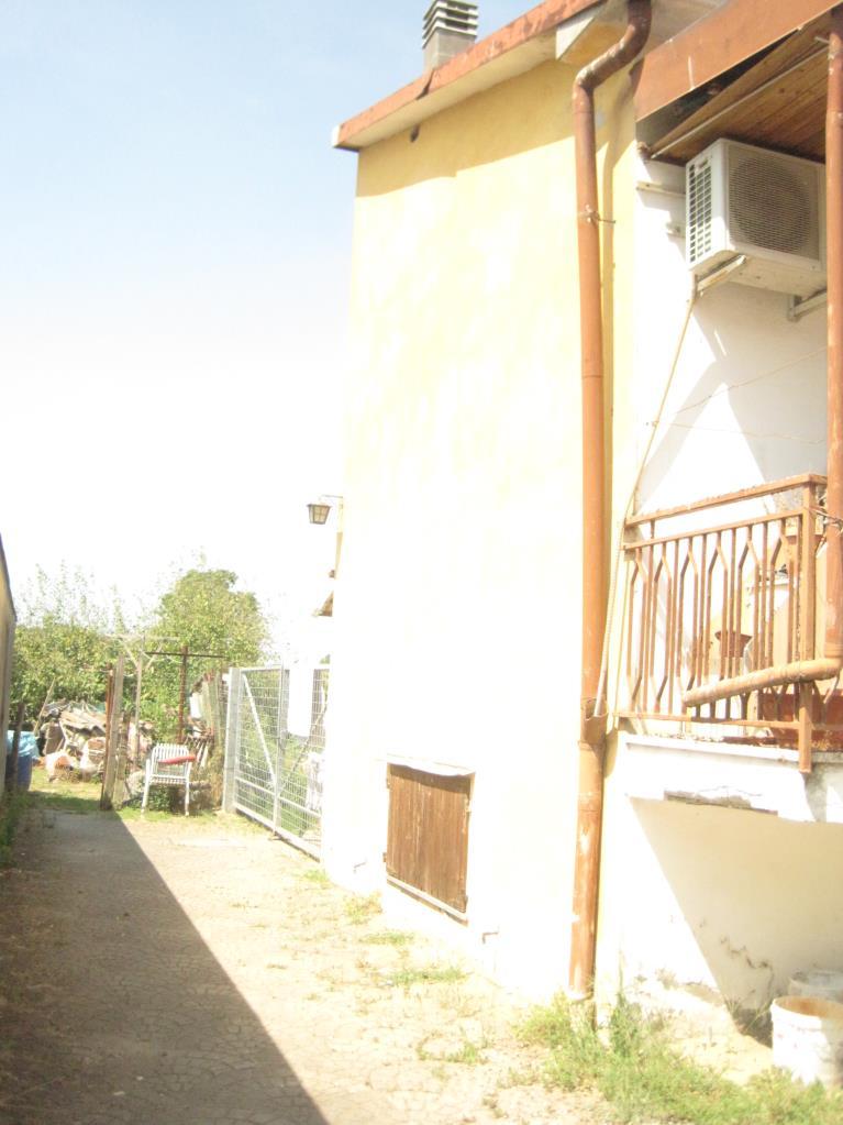 immobile appartamento all'asta in Frazione Tre Re via Giuseppe di Vittorio 12 - 27051 Cava Manara (PV) - 3