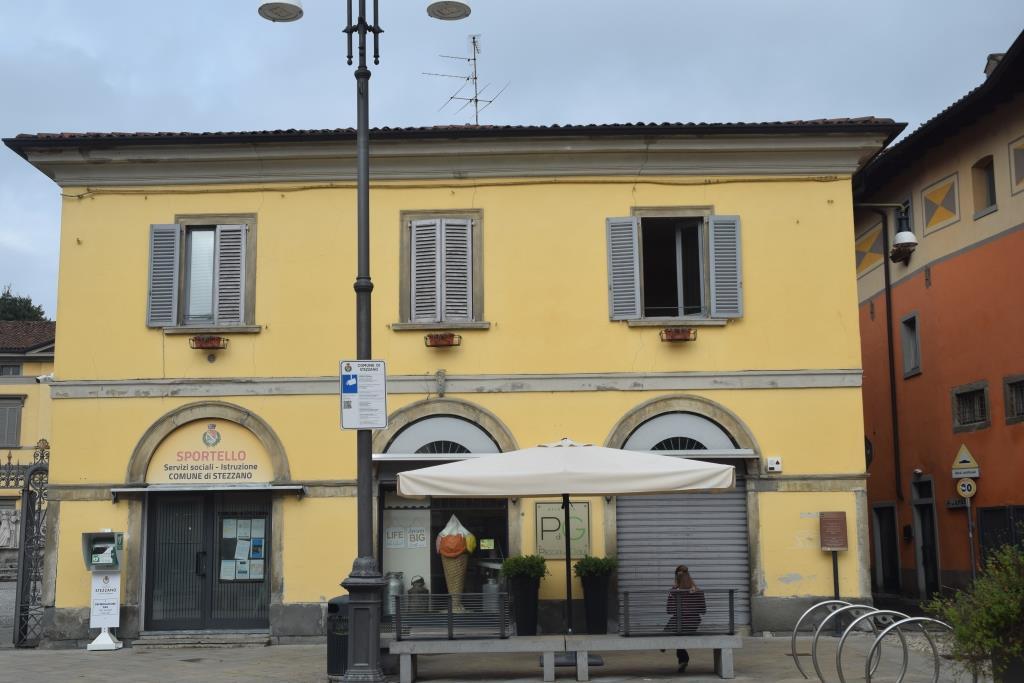 immobile negozio all'asta in Piazza Libertà, 33, 24040 Stezzano BG, Italia - 24040 Bergamo (BG) - 2