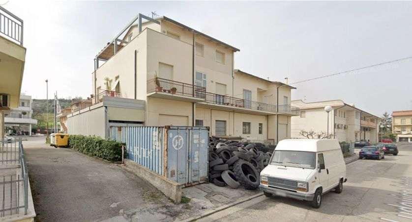 immobile appartamento all'asta in Borgo Fratelli Rosselli, 134, 63822 Porto San Giorgio FM, Italia Porto San Giorgio, Fermo - 5